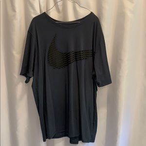 Nike dri fit t shirt